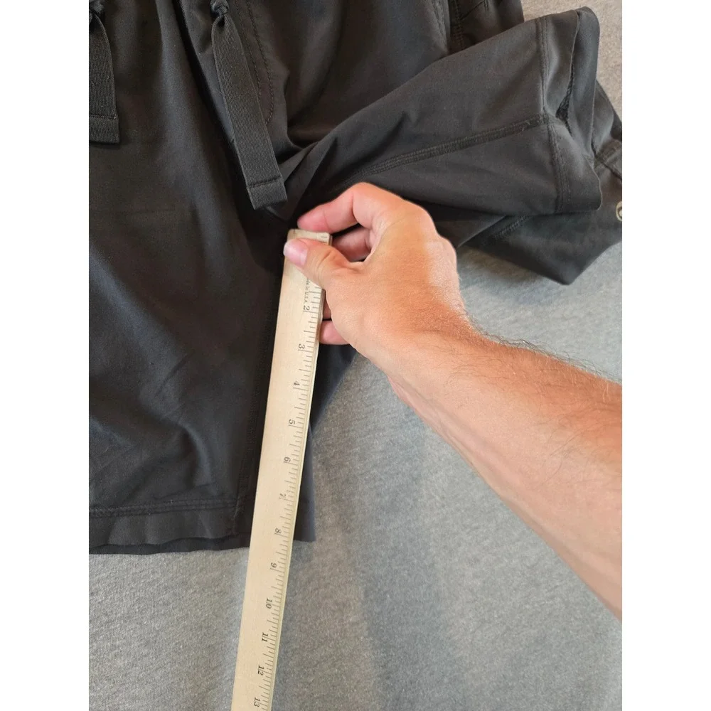 Lululemon THE Shorts Men S Black 8